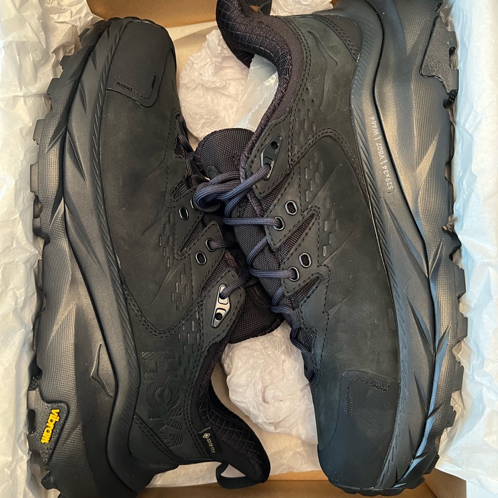 HOKA KAHA2